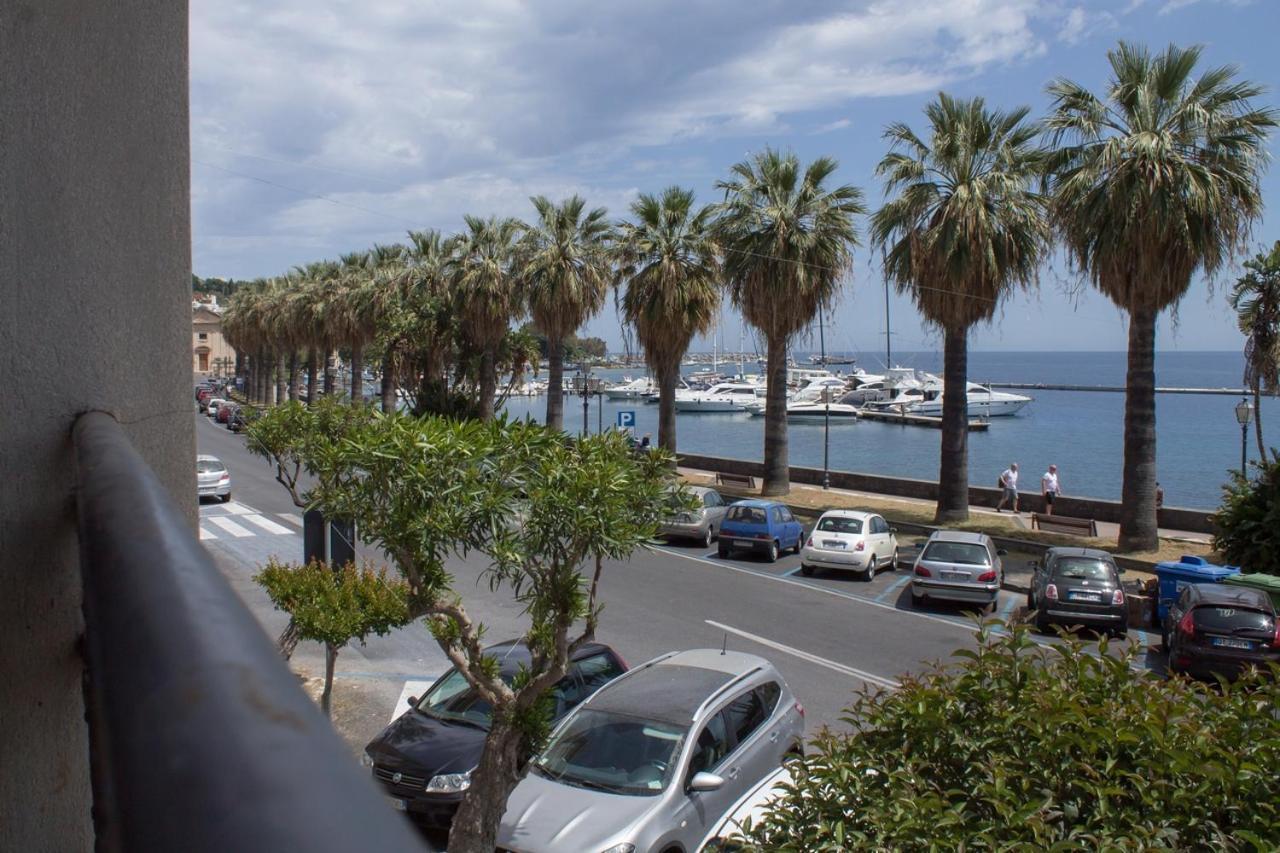 米拉佐Casa Marina别墅 外观 照片